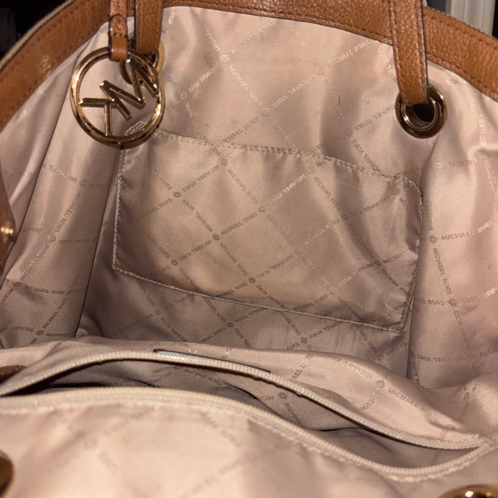 Michael Kors Tan Signature Tote - Picture 2 of 3